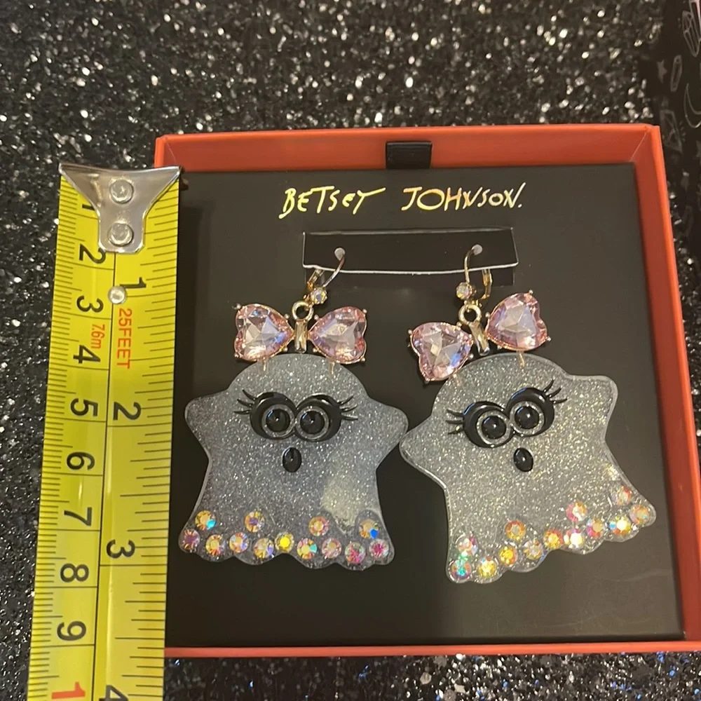 NWT Betsey Johnson, Halloween ghost with pink bow and bling dangle earrings - Picture 7 of 9